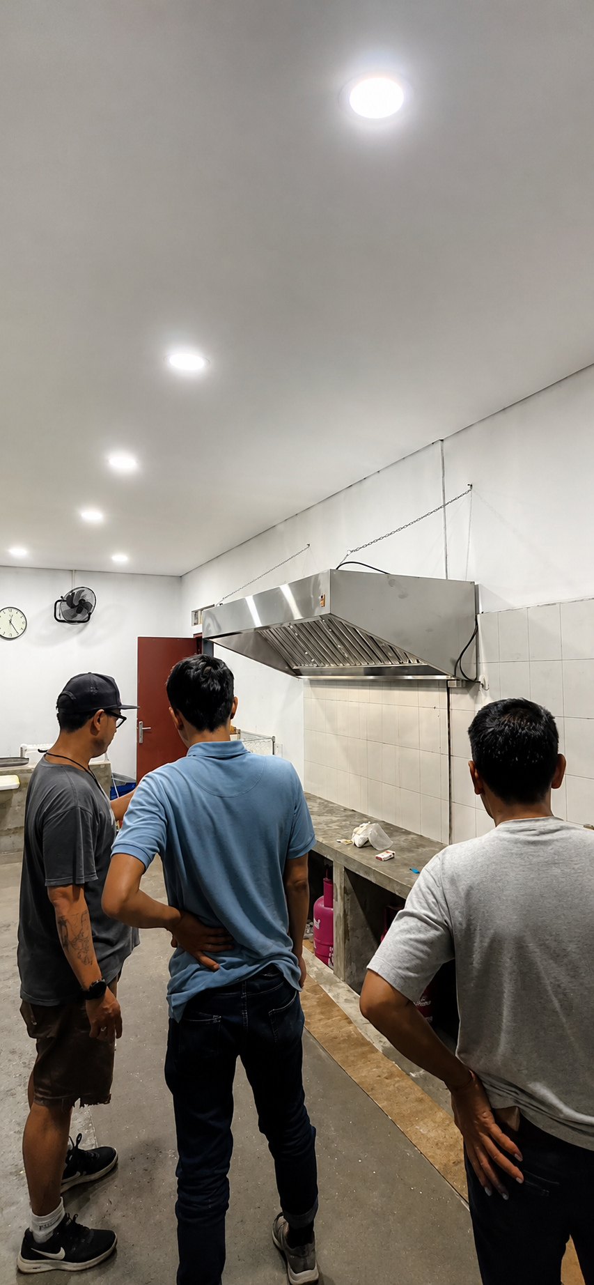 INSTALASI EXHAUST HOOD DI BINTARO - JAKARTA SELATAN